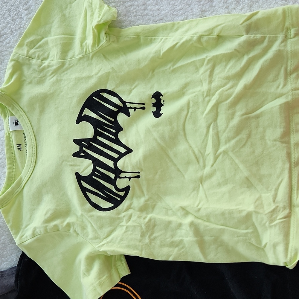 3 Superhero shirts Batman With A Cape / Spiderman Bundle - Picture 5 of 5